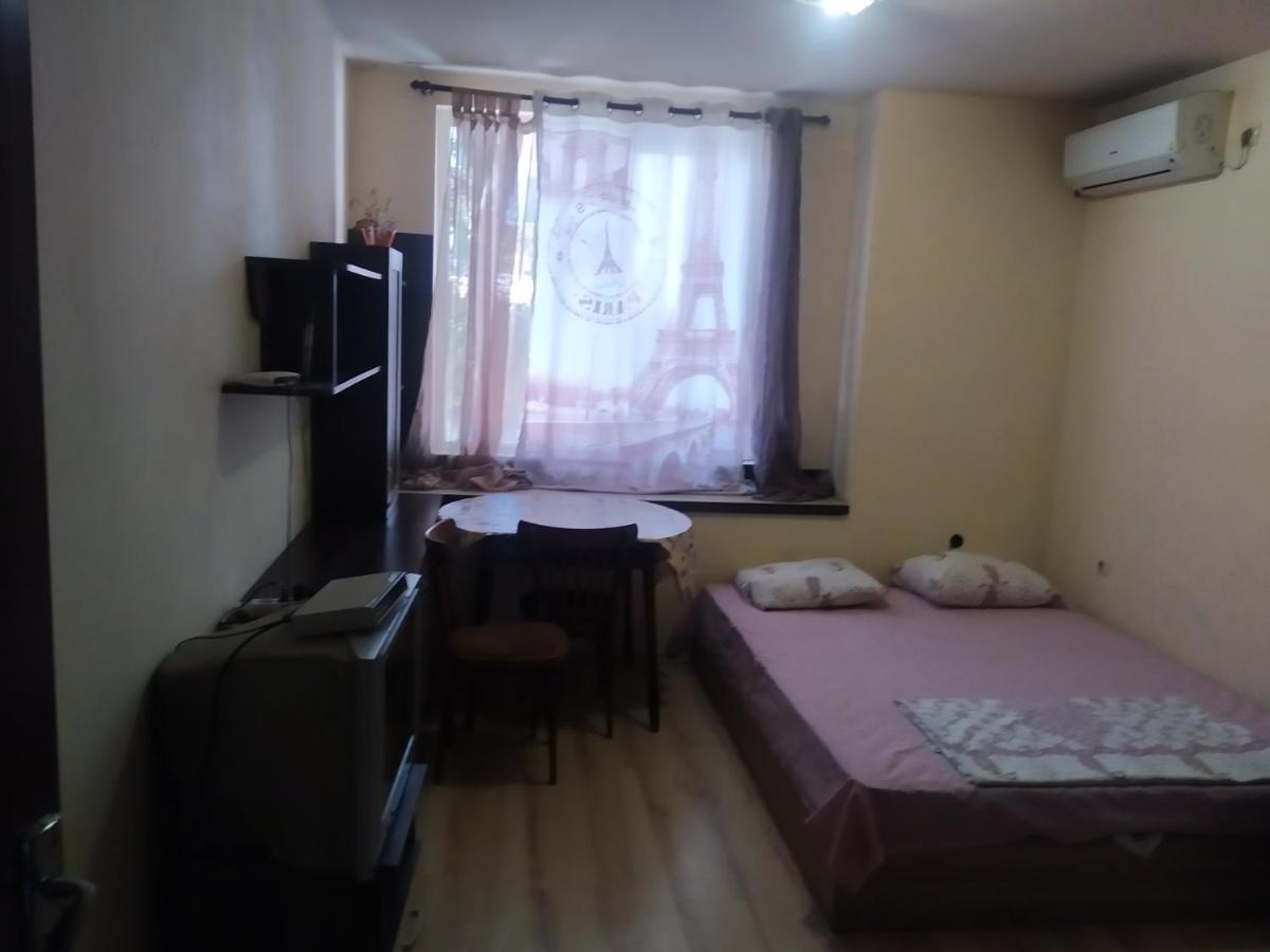 Apartmen Xan Malamir Varna Ngoại thất bức ảnh