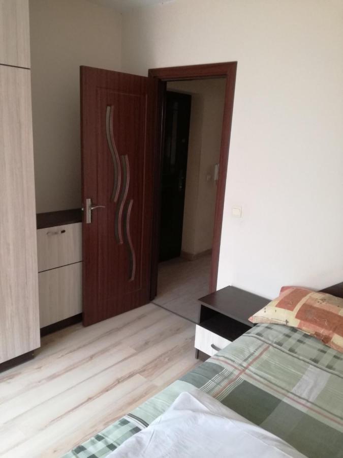 Apartmen Xan Malamir Varna Ngoại thất bức ảnh