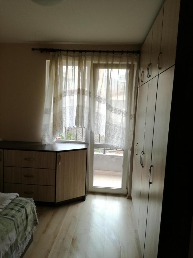 Apartmen Xan Malamir Varna Ngoại thất bức ảnh